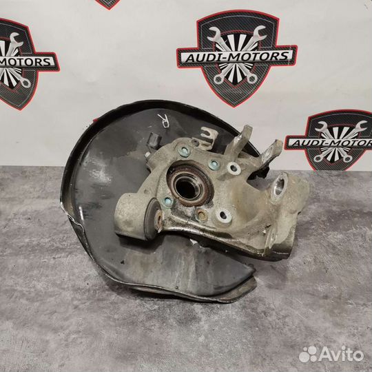 Кулак задний правый audi A6 c6