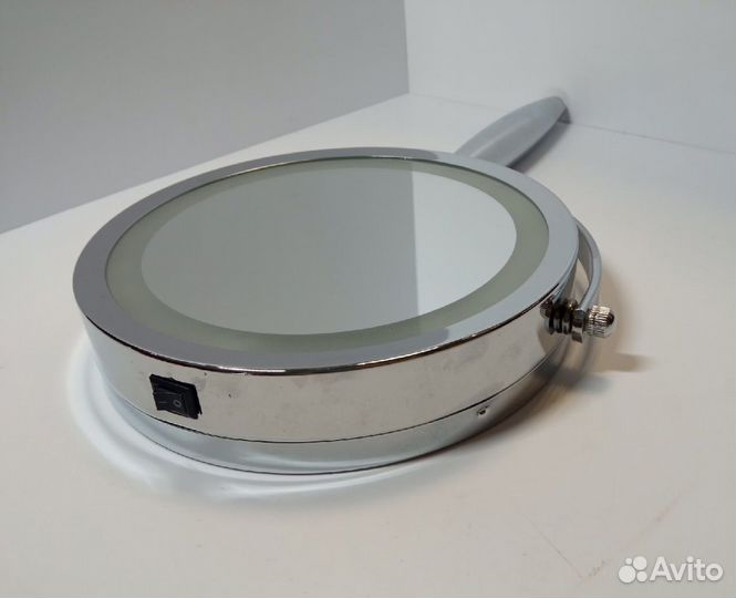 Косметическое зеркало Medisana CM 845