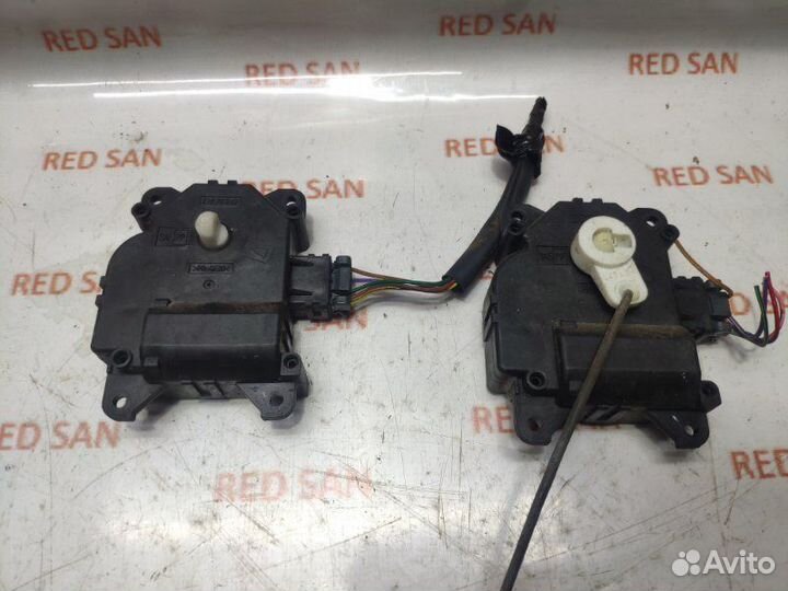 Сервопривод заслонок печки Mitsubishi Pajero 3