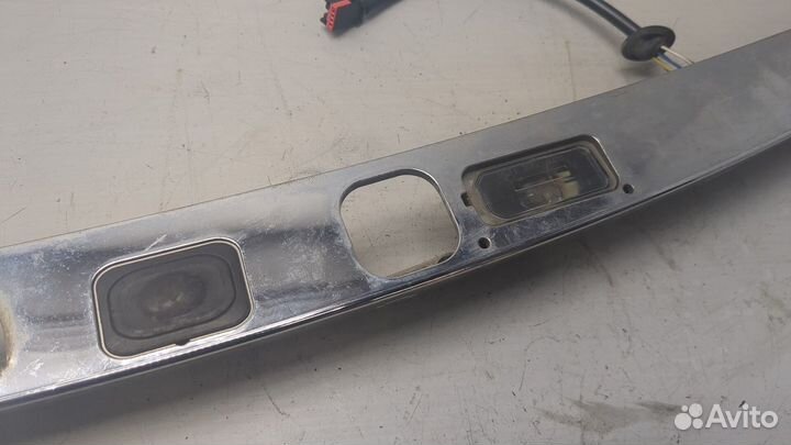 Накладка под номер Jaguar XF 2007–2012, 2008