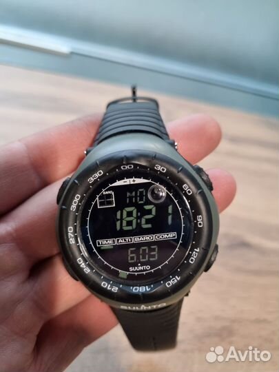 Часы suunto vector