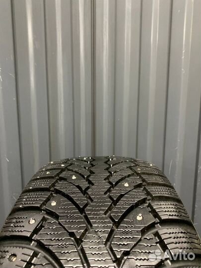 Formula Ice 205/60 R16 96T