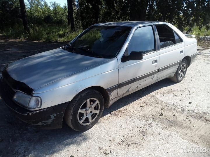 В разборе peugeot 405