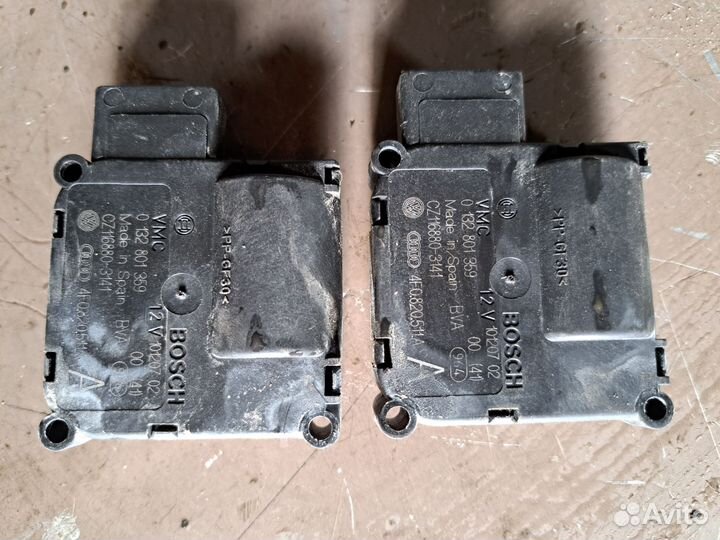 Моторчик заслонки печки Audi A6 C6