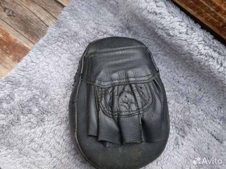 Боксерские лапы бу. Торг уместен