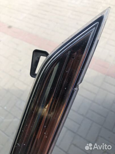 Отражатель правый Murano Z51