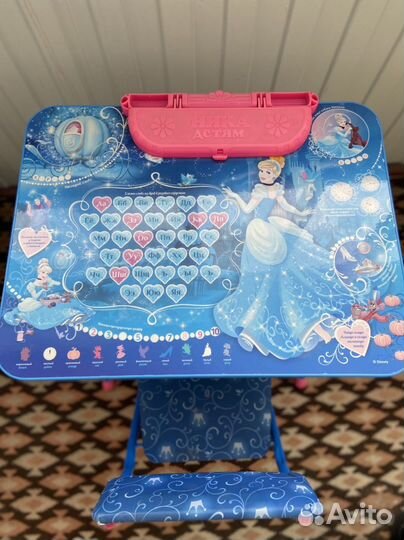 Детский стол со стулом