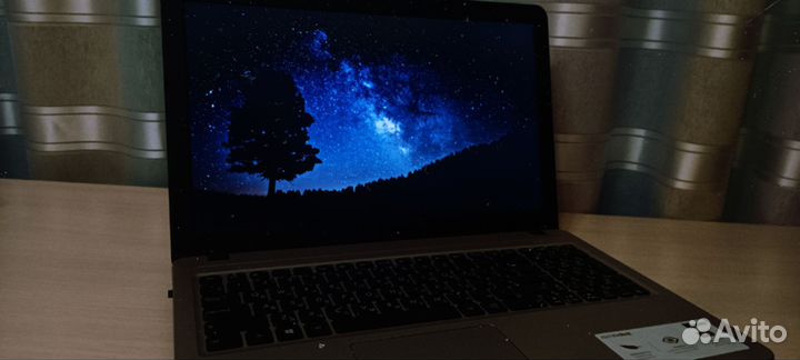 Ноутбук asus VivoBook