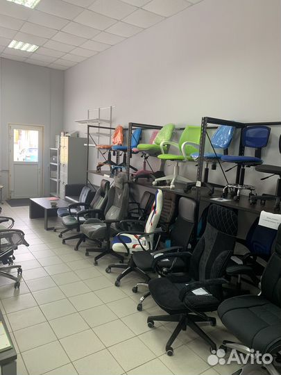 Компьютерное кресло игровое Zombie A4 чёрн/красн