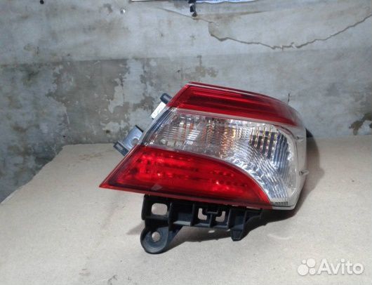 Тойота Камри 70 (2017- ) Фонарь задний в крыло