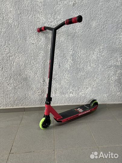 Трюковой самокат Duker 202 tech team новый