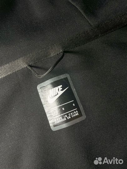 Nike Tech Fleece