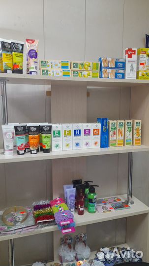 Косметика и бижутерия