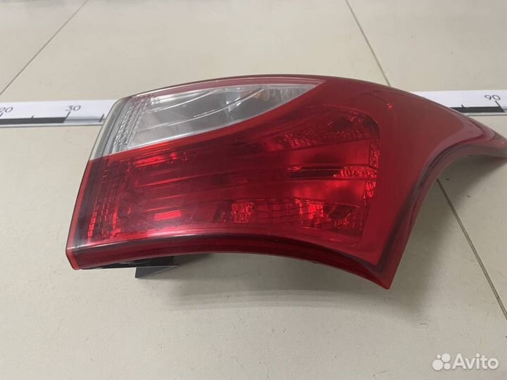 Фонарь задний наружный правый Hyundai i30 GD 2012