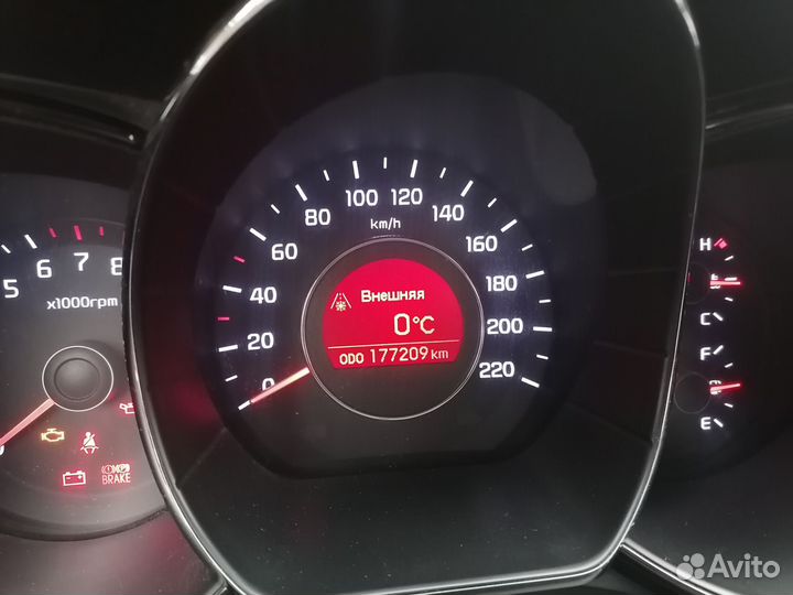 Kia Rio 1.6 МТ, 2013, 177 000 км