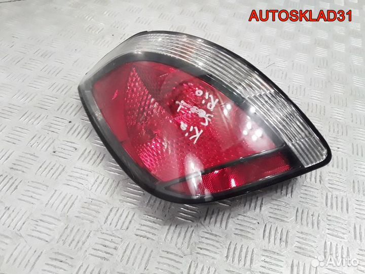 Фонарь задний левый Kia Rio 2 924011G210 Хетчбэк