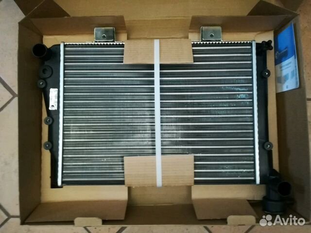 Радиатор охлаждения 2106