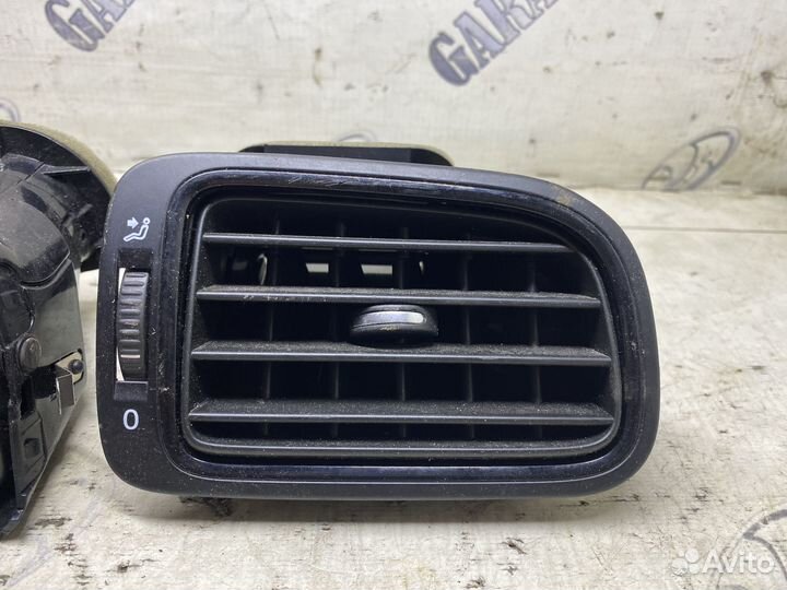 Дефлектор воздуховода volkswagen polo седан 2019