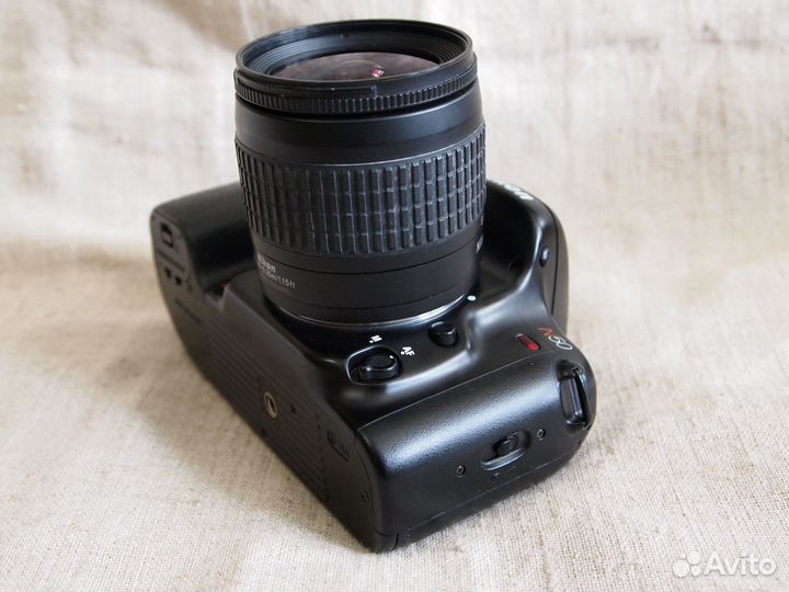 Фотоаппарат Nikon n50 + AF Nikkor 28-80mm