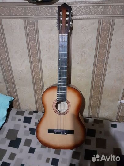 Класическая гитара