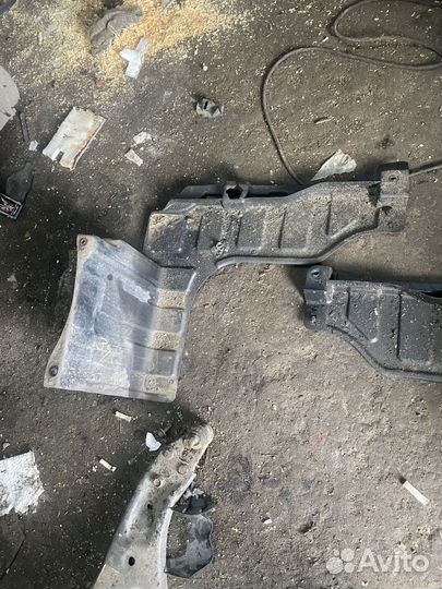 Пыльники двигателя KIA ceed 2 JD