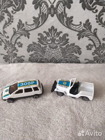Коллекционные модельки машин, полицейские автомоби