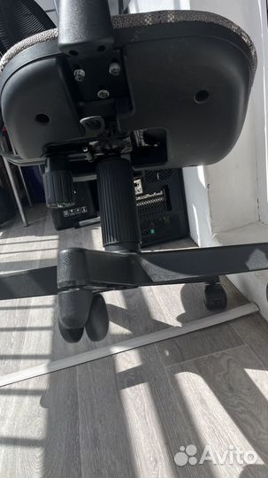 Компьютерное кресло