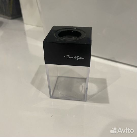 Коробка для скрепок с магнитом