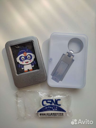 Коллекционные флэшки космонавтика