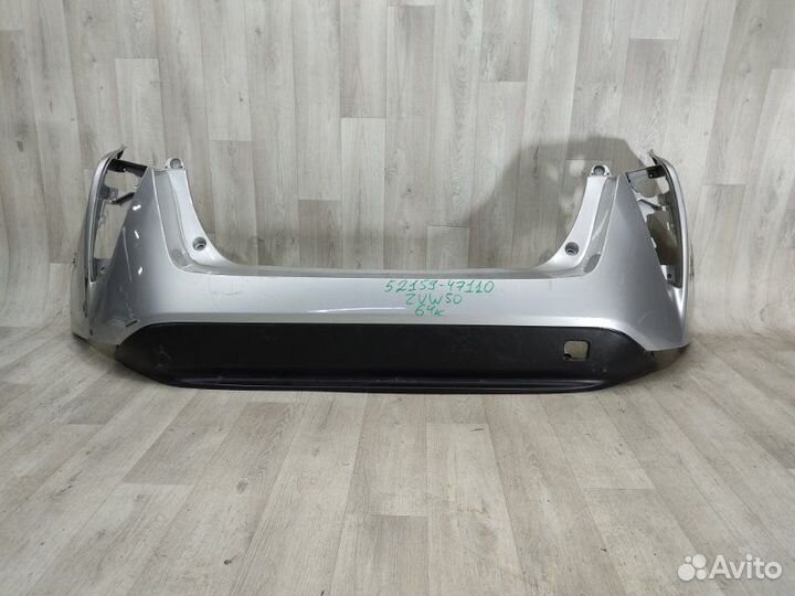 Бампер зад. toyota prius