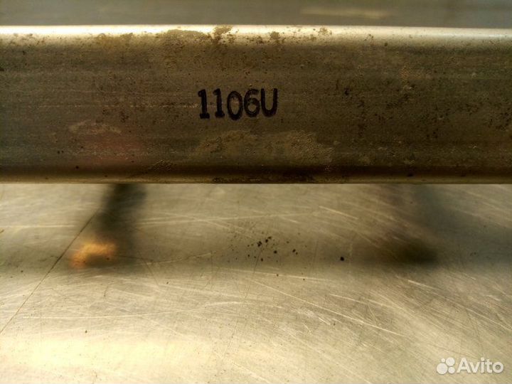 Топливная рейка рампа с форсунками Mitsubishi