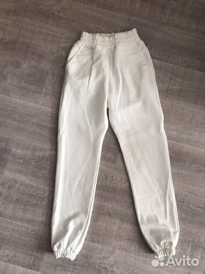 Спортивные брюки