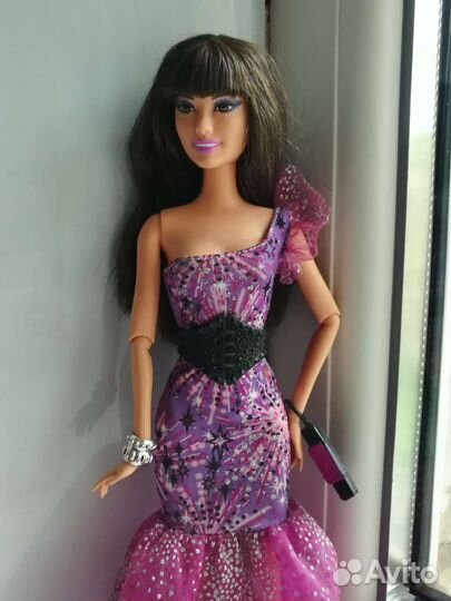 Кукла Барби Fashionistas 2013