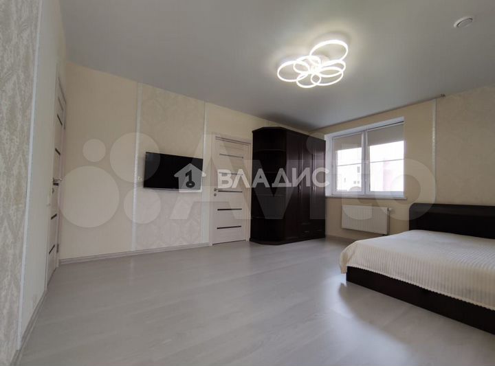 3-к. квартира, 75,8 м², 1/3 эт.