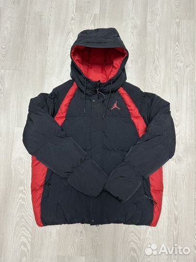 Пуховик Jordan Essential Puffer Jacket DX6596-010