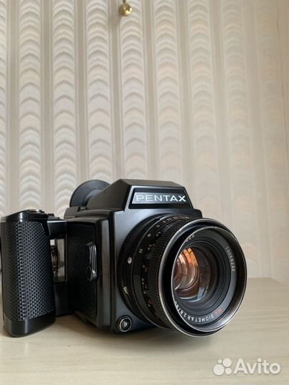 Плёночный фотоаппарат Pentax 645 80mm/2.8 Biometar