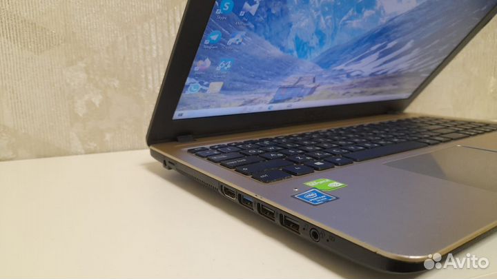Ноутбук asus,SSD, Nvidia 2Gb, гарантия
