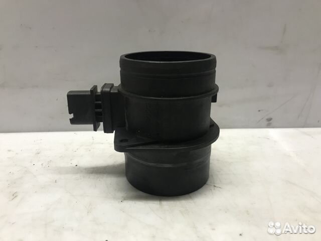 Расходомер воздуха Audi A4