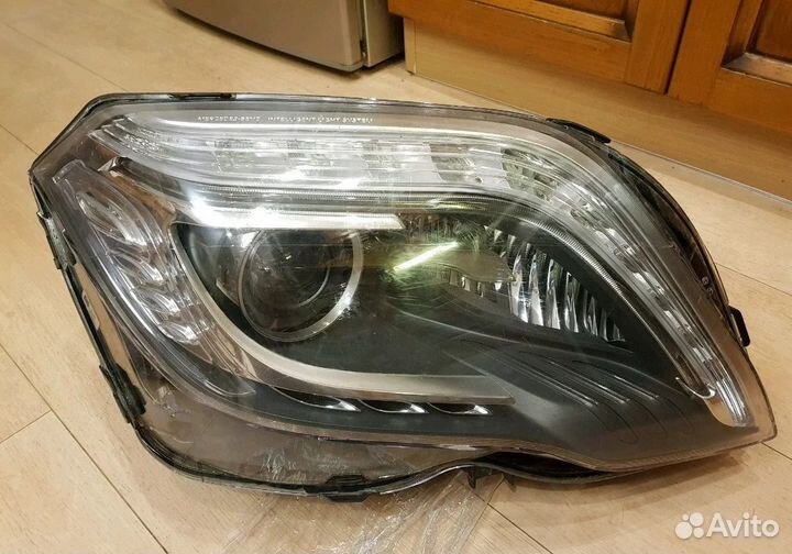 Фара правая на Mercedes Benz GLK 204 рейстайл