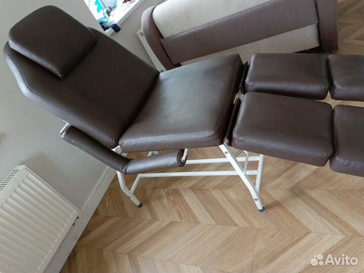 Массажный стол