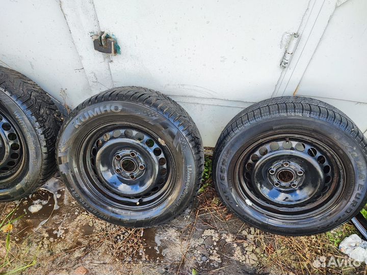 Kumho WinterCraft Ice WI31 195/65 R15 91T