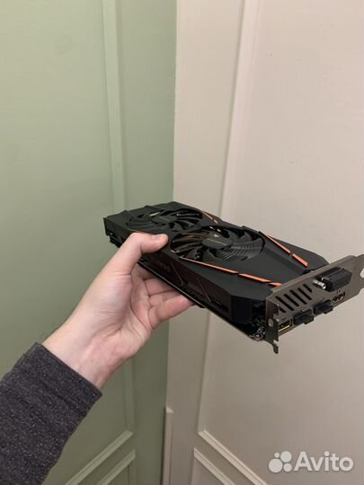 Продаю игровой комплект