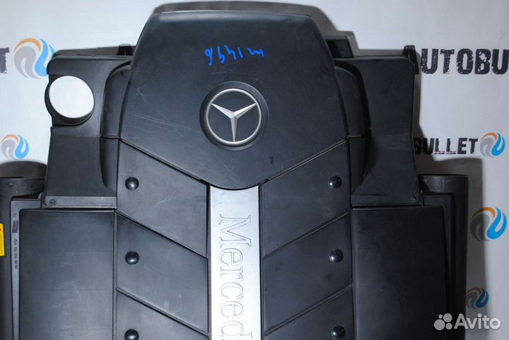 Корпус воздушного фильтра Mercedes-Benz CLS m113