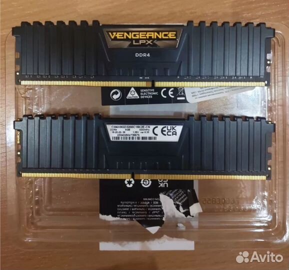 Corsair vengeance LPX DDR4 3200 16gb (2*8gb)