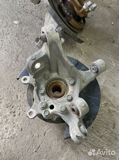 Задние кулаки nissan fuga y51