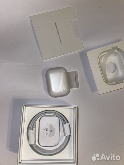 Наушники apple airpods