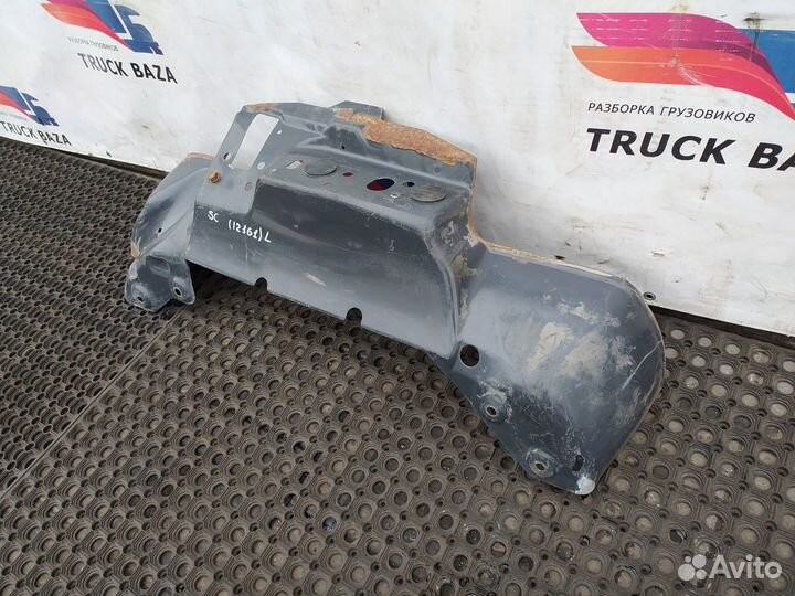 Подкрылок передний левый