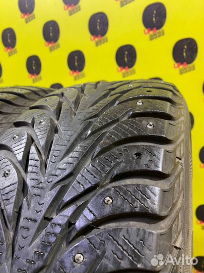 Yokohama Ice Guard IG35 215/60 R16