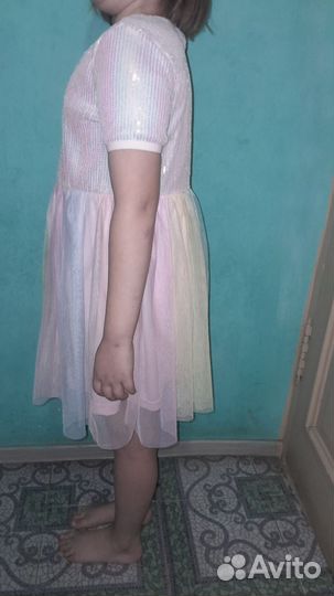 Нарядное платье для девочки