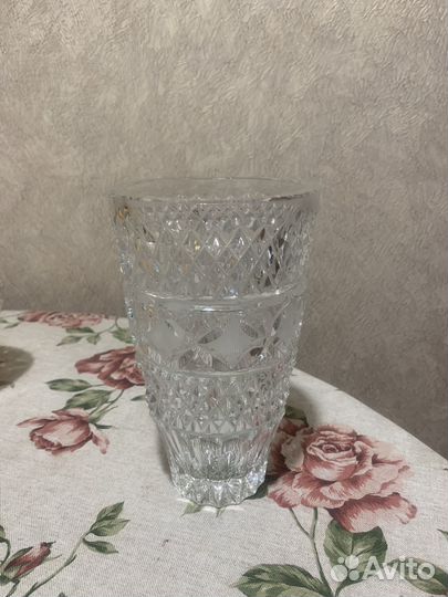 Ваза для цветов хрустальная